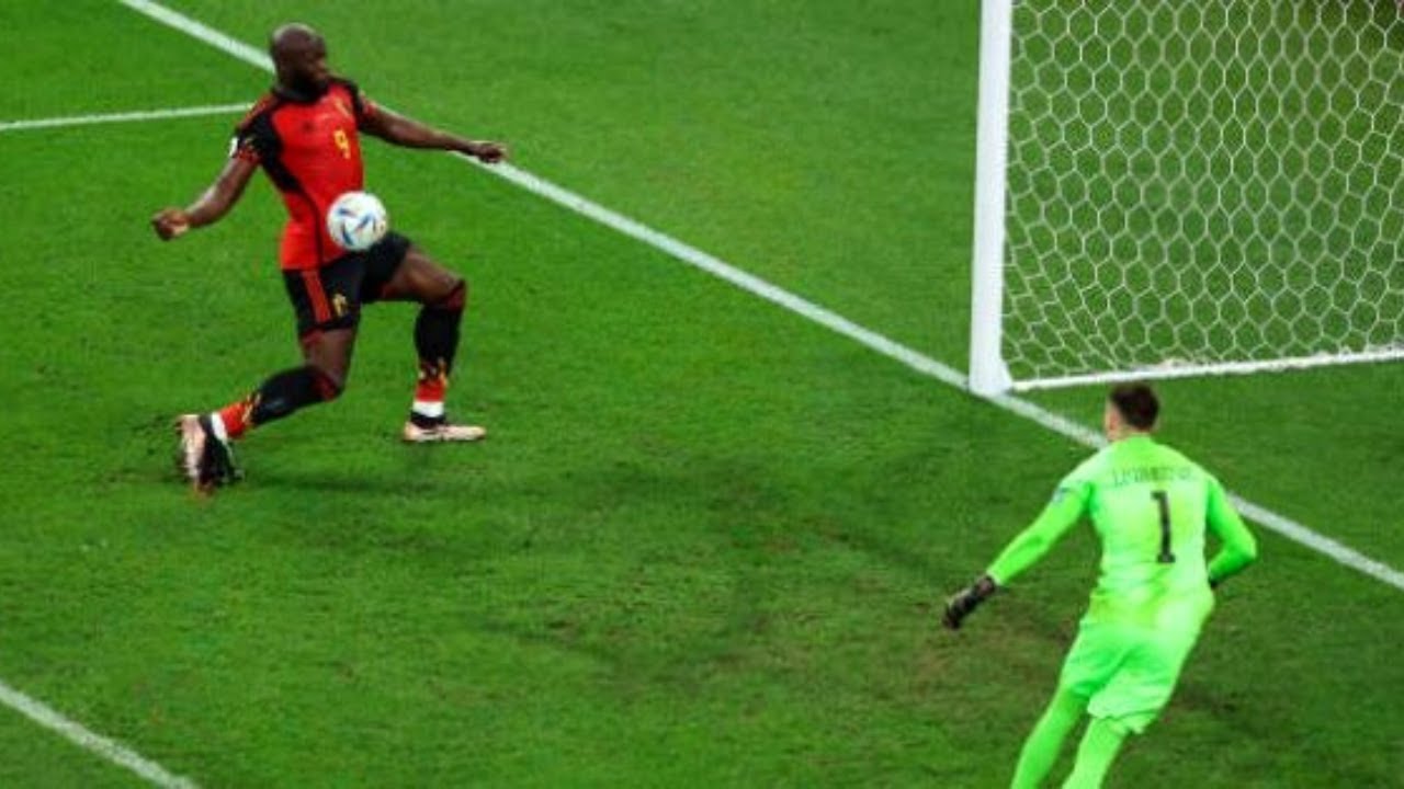 Lakaka missing from 3 YARDS for 2 minutes...