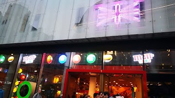 JR Visual Tec transparent LED display in M&M worlds piccadilly