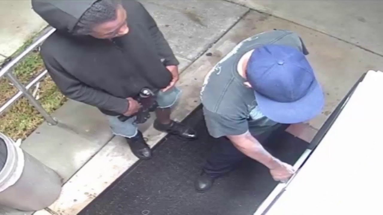 Armed Robbery Caught On Camera Outside Bank In Tamarac Youtube