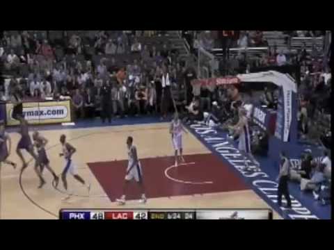 Grant Hill Blocks Travis Outlaw