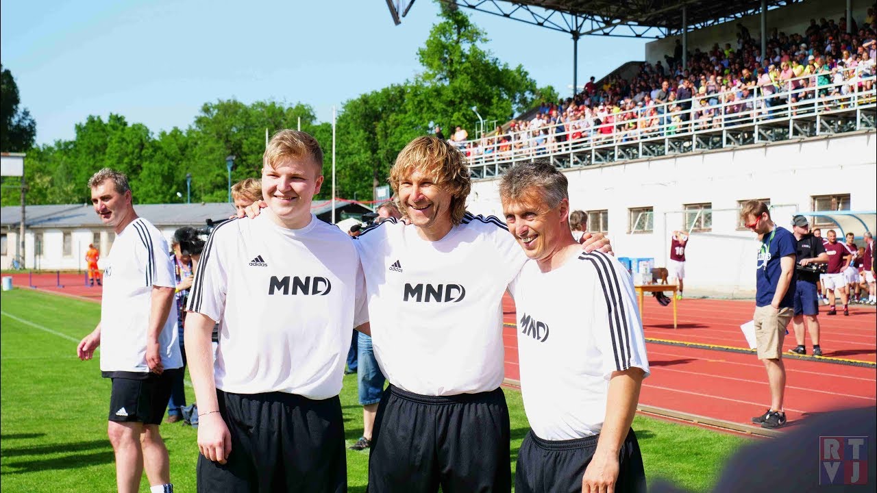 Pavel Nedvěd si z Itálie odskočil zahrát do Hodonína