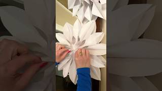 How to make a Giant paper bag Snowflake! #snowflakes #Christmas #holiday #crafting #handmade
