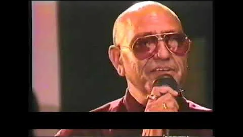 Amrish Puri singing a punjabi Song