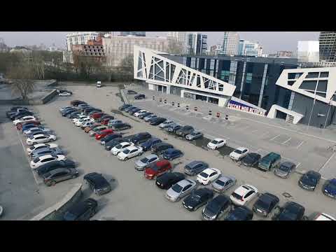 Заполненные парковки во время самоизоляции | E1.RU