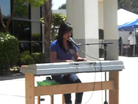 Melissa Lucas Performing Her Original Song "Get Hurt" at CSUB IDOL '09