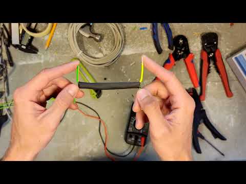 Video: Ve voltametru je vodivost proudu způsobena?
