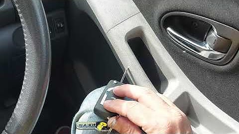 🔑 2011 Toyota Yaris remote programming 😋 And diy part number for 2005-2013. Remote synchronisation