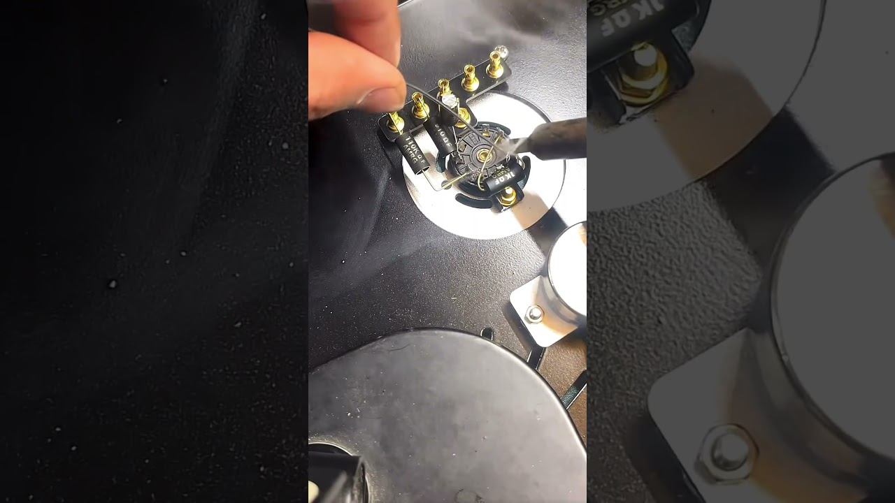 Tube Amplifier Point-to-Point Wiring | Classic Sound & Craftsmanship