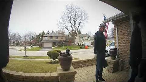 Failed Robbery Attempt as Homeowner Gets Both Men