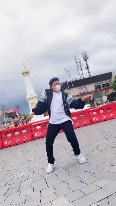 joget tik tok mendung tanpo udan