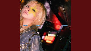 i feel love (feat. Jayci yucca)