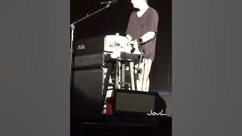 Charlie Puth The Voicenotes live in Indonesia - Marvin Gaye