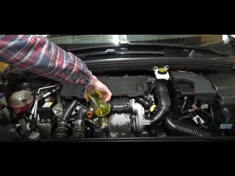 Video: Hvordan suger man olie ud af en bil?