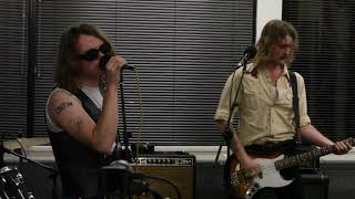 95bFM Friday Live: The Cavemen - Mentally Ill