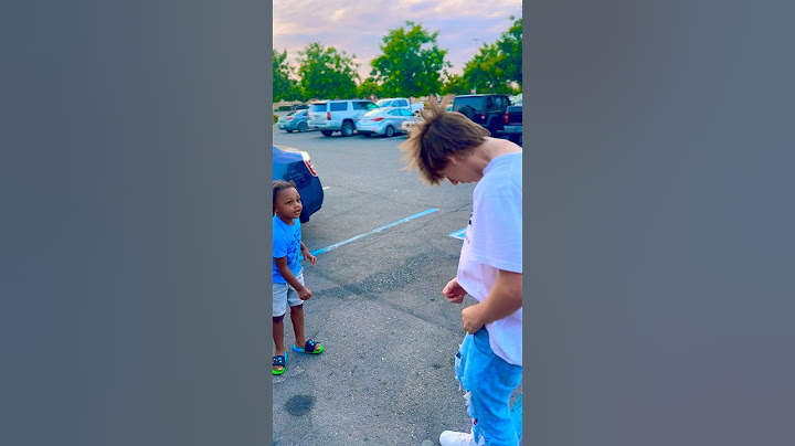 Lil Maceee looses in Shadow Boxing to a little kid 🤣🤣 (he freaks out)