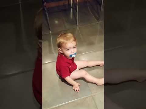 20140827 200353 ASPEN'S BLOWING OUT CANDLES ON CARD WITH PACI