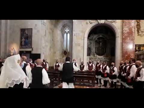 Il Gruppo S'Arrodia di Sinnai si esibisce nella Cattedrale di Cagliari