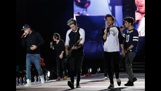 Funny Moments- One Direction Chile WWAT 2014