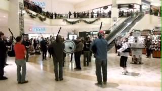 Bagpipes and Drums Flash Mob