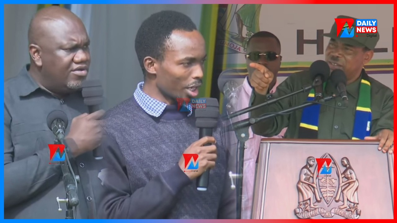 WAZIRI MKUU AMBANA DED KALAMBO MAKADIRIO UJENZI HOSPITALI 