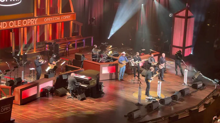 Garth Brooks surprise appearance at The Grand Ole Opry - 5/8/2021