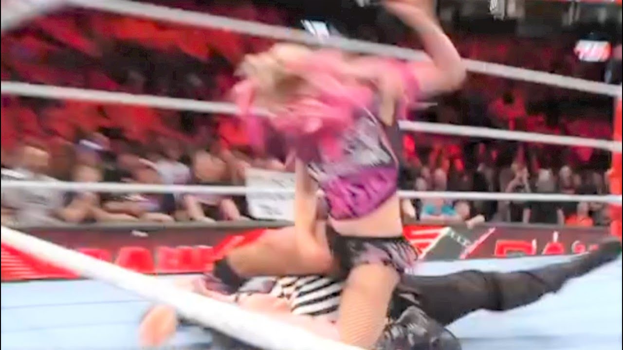 Alexa Bliss Underwear Slips When Attacks Referee on WWE RAW - YouTube