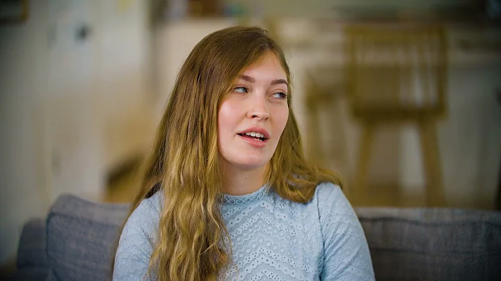 What is A Surrogate's Relationship with her Intended Parent?