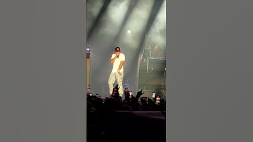 Thumbnail of Morgan Wallen Performs Just In Case from Opening Night