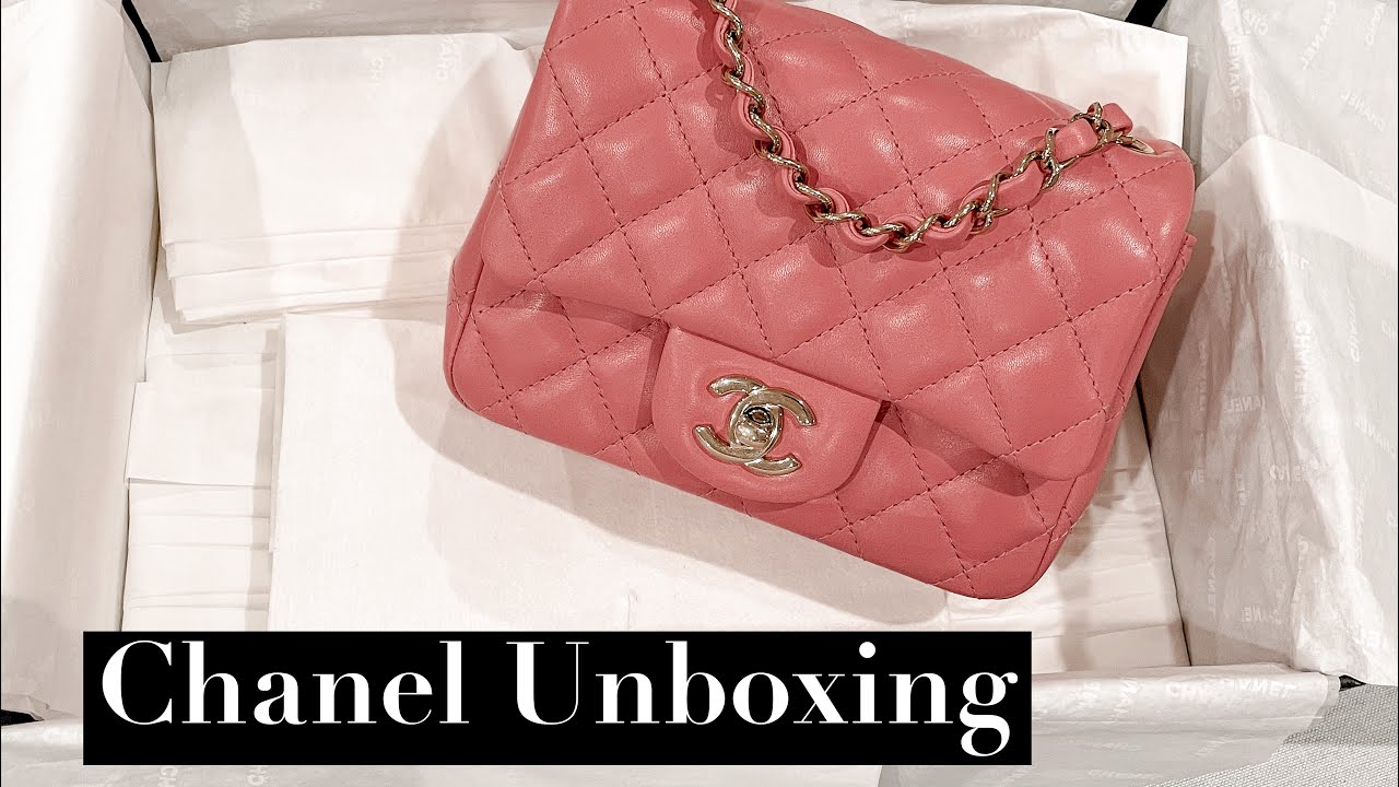 unboxing CHANEL22 mini 💫✨, Video published by cloudysstory