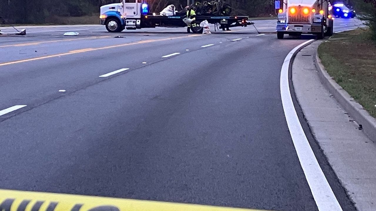 3 people killed in South Fulton crash - YouTube