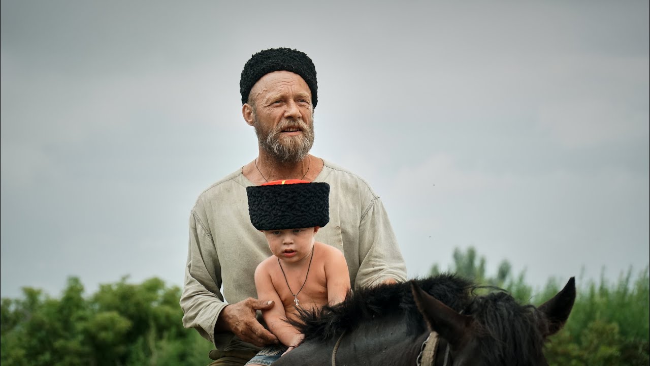 Казака во степи догонит. Только пуля казака во степи. Бурка Казачья. Розенбаум казак.