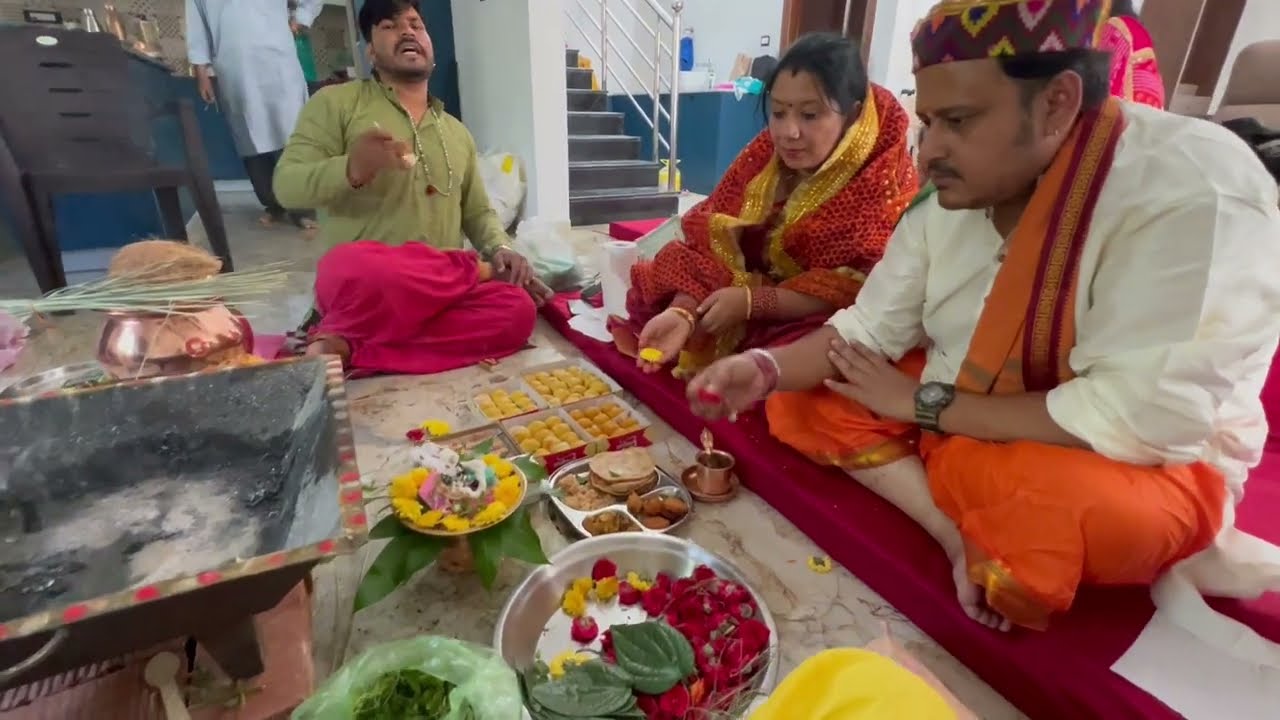 धूप,दीप और नैवेद्य अर्पण : अनुराग शास्त्री जी 🚩