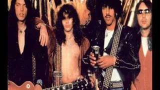 Thin Lizzy - Soldier of Fortune (Live 1977) chords