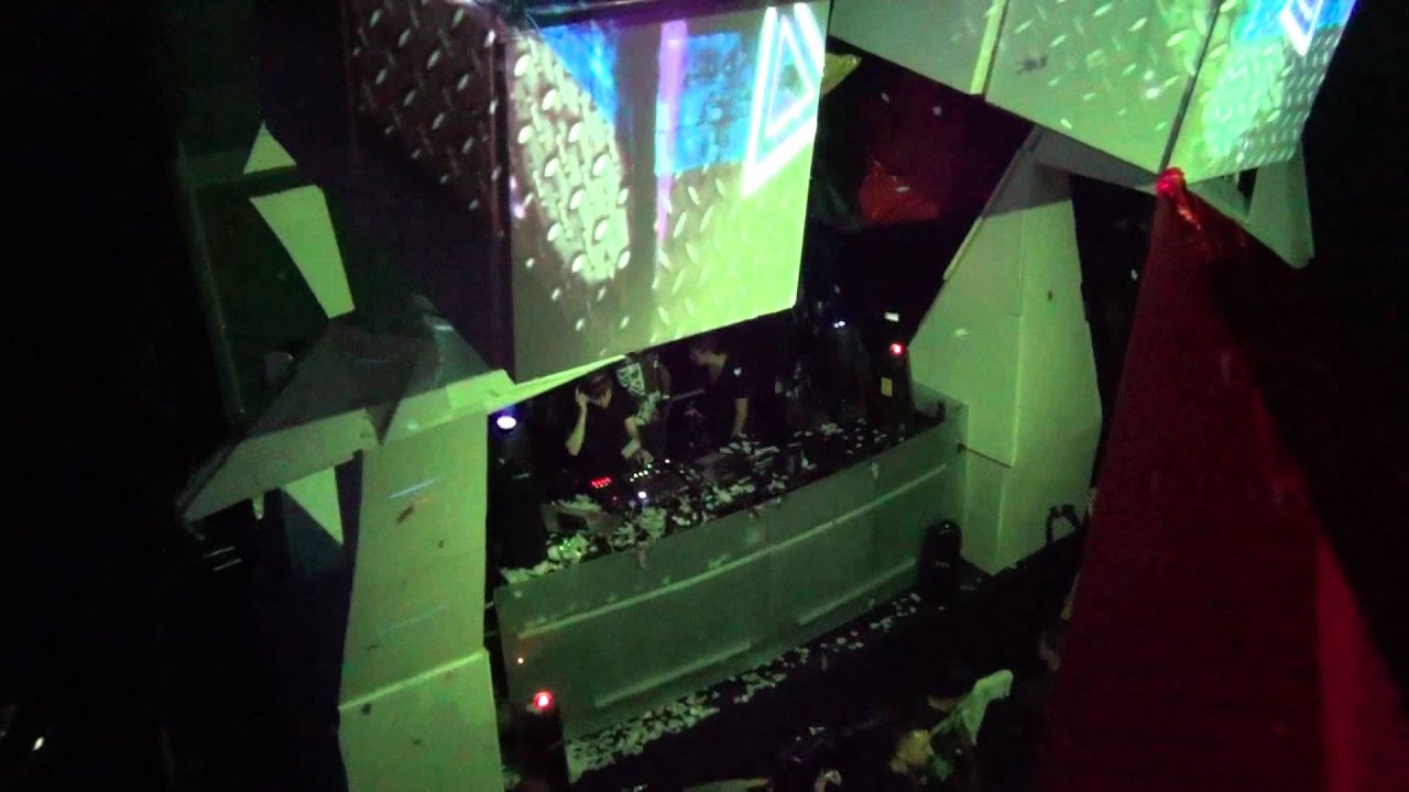 Ambivalent Medellin - Blackdance intro 2012 - YouTube