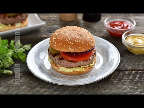 Video: Cum Se Face Un Hamburger Acasă