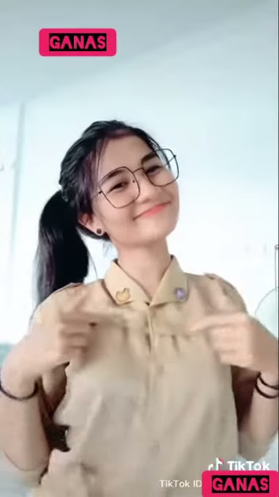 TIK TOK GANAS SEKALI | CANTIK   GOYANG SADAP