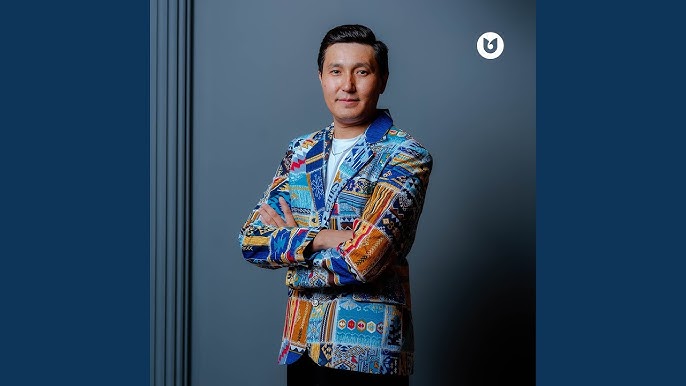 Күйеуіштің шәует жеп жатқанын қараңыз