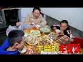 過年了，農村婆媳準備年夜飯，滿滿一大桌 | New Year's Eve dinner! A lot of delicious food was prepared