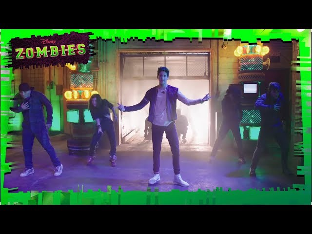 Zombies | BAMM! - Music Video - Disney Channel IT class=