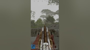 HE THREW THIS BEE NADE THO... #rust #rustgame #gaming #rustclips #rustpvp #rustconsole #rustshorts