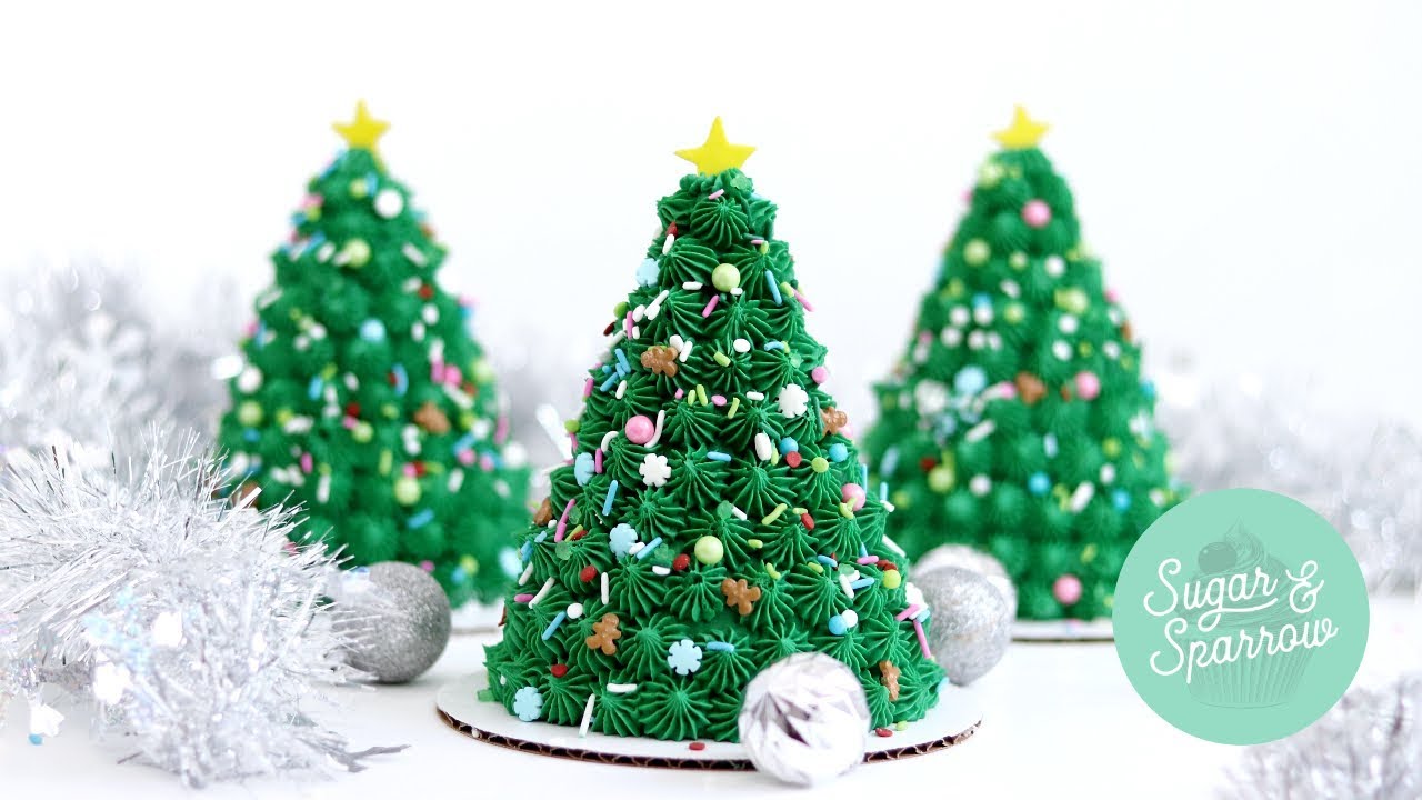 How To Make Mini Christmas Tree Cakes - Sugar & Sparrow