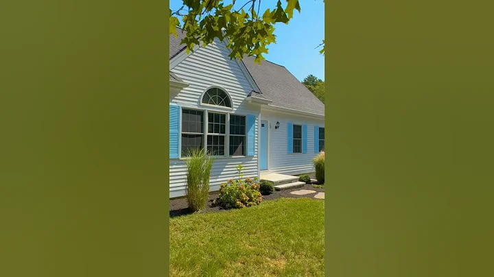 Welcome to 30 Meetinghouse Road, Mashpee, MA!