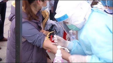 Wuhan Launches Nucleic Acid, Antibody Tests on Residents for Sampling Survey