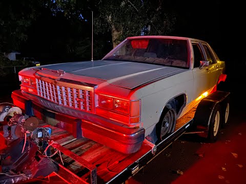 1987 Police Crown Victoria LTD Find! First start! Part 1