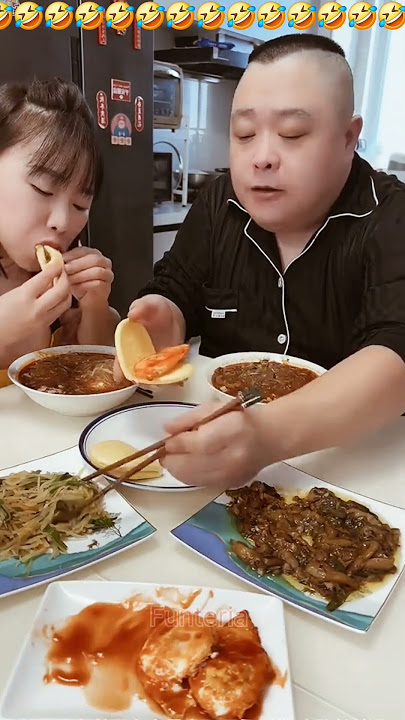 husband and wife food fight video #funny #food #mukbang #comedy #shorts