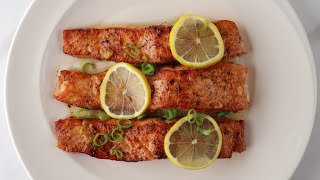 Pan Seared Salmon Recipe With Lemon Butter Sauce | طريقة عمل سمك السلمون بصوص الليمون و الزبدة