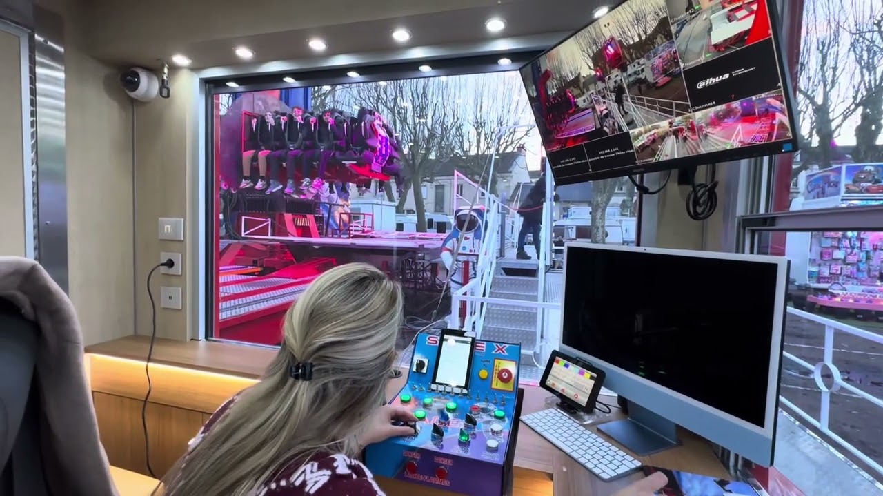 Space X (Vue de la caisse) - Fête foraine de Chalon-sur-Saône 2024
