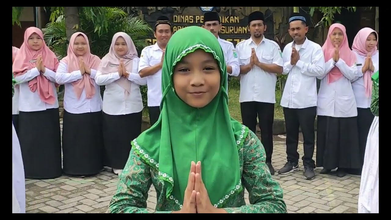 Gerbang Pendekar Santri SDN Karangrejo II Gempol