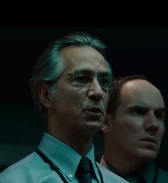 Jeez, That’s Jason Bourne from the Bourne Ultimatum Supremacy Single Topping Pizza #bourneidentity