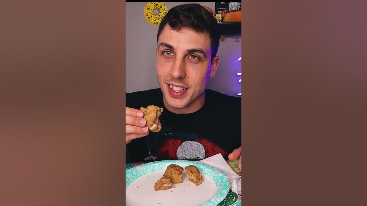 fat-and-weird-cookies-biscoff-roll-review-youtube
